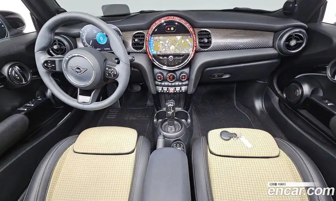 Mini Cooper Convertible 2023 2.0 гидро в Москве № 215793, фото 7