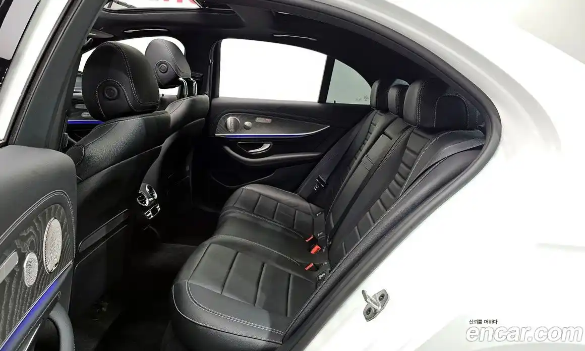 Mercedes-Benz E-Class 2022 2.0 гидро в Москве № 224468, фото 12