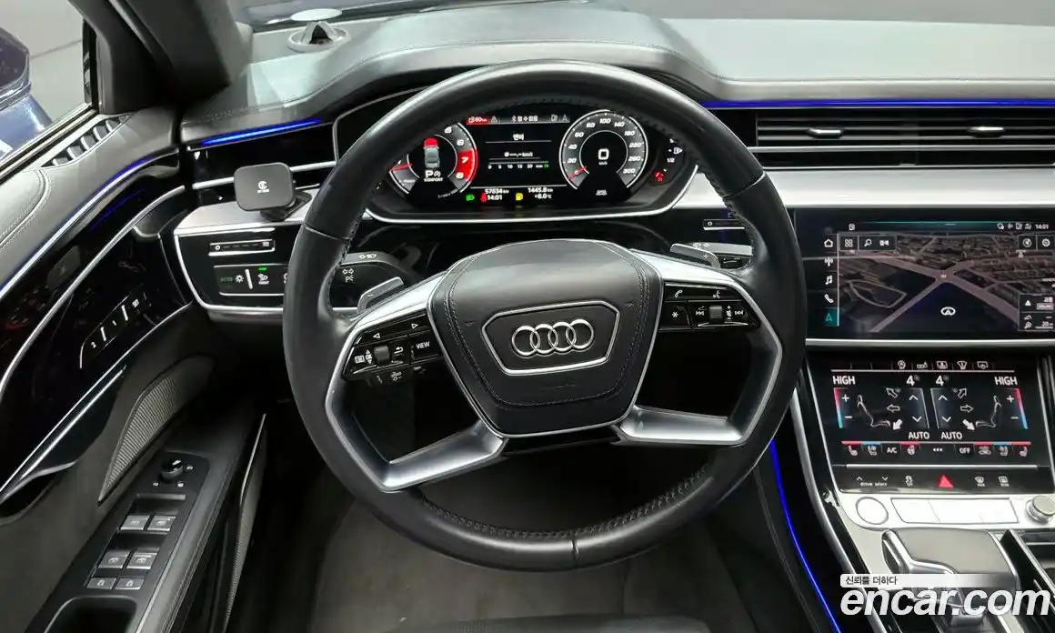 Audi A8 2020 3.0 гидро в Москве № 229951, фото 14