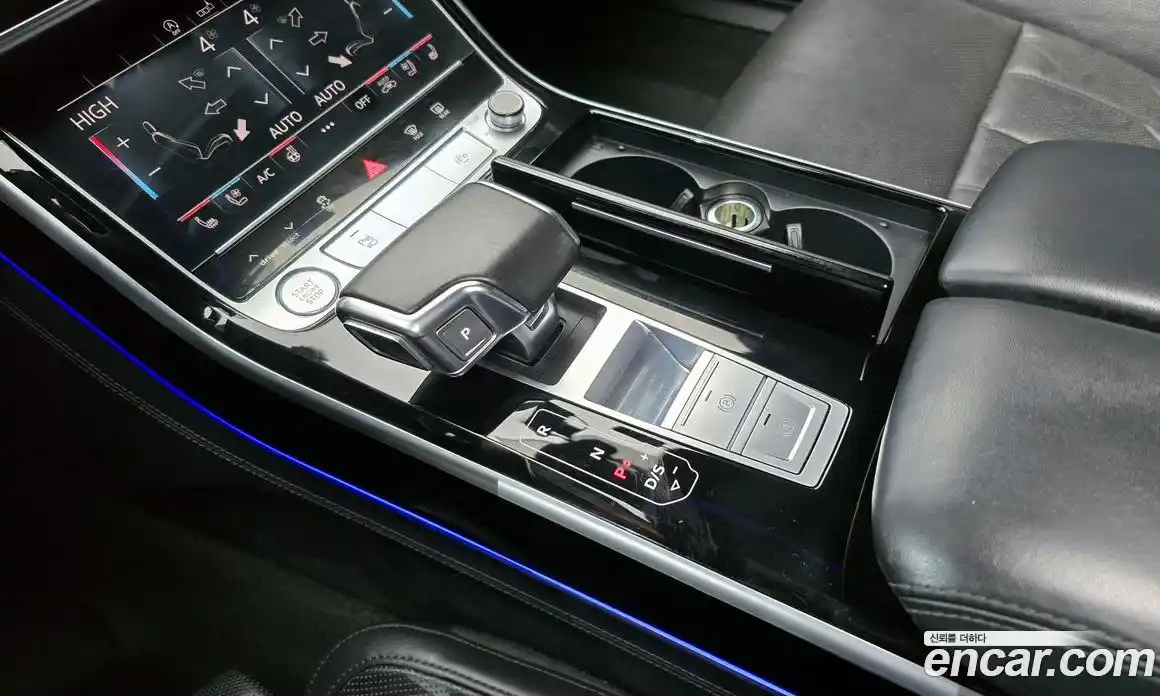 Audi A8 2020 3.0 гидро в Москве № 229951, фото 9