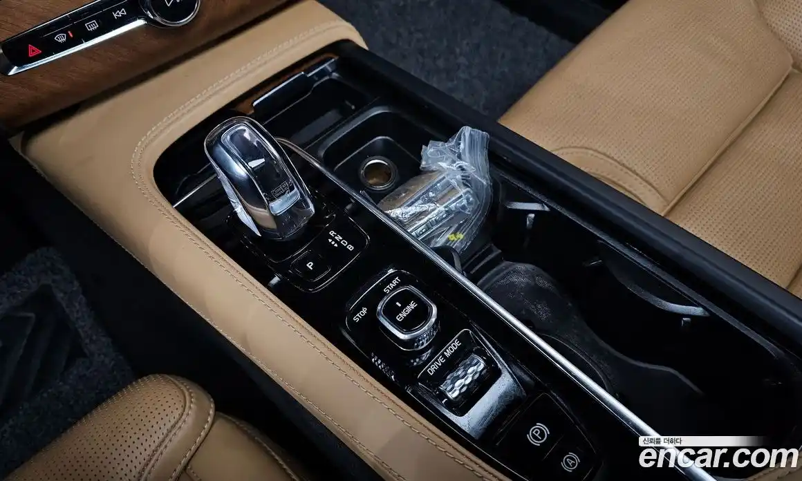 Volvo XC90 2017 2.0 гидро в Москве № 230676, фото 9