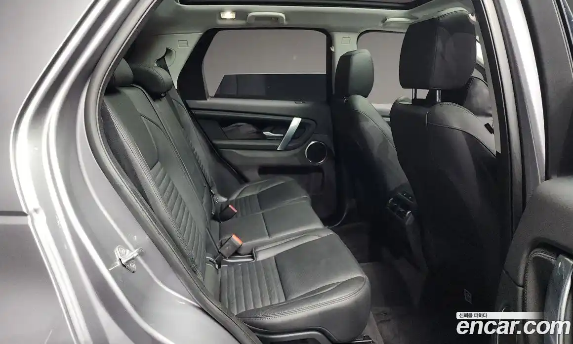 Land Rover Discovery Sport 2021 2.0 гидро в Москве № 231232, фото 12