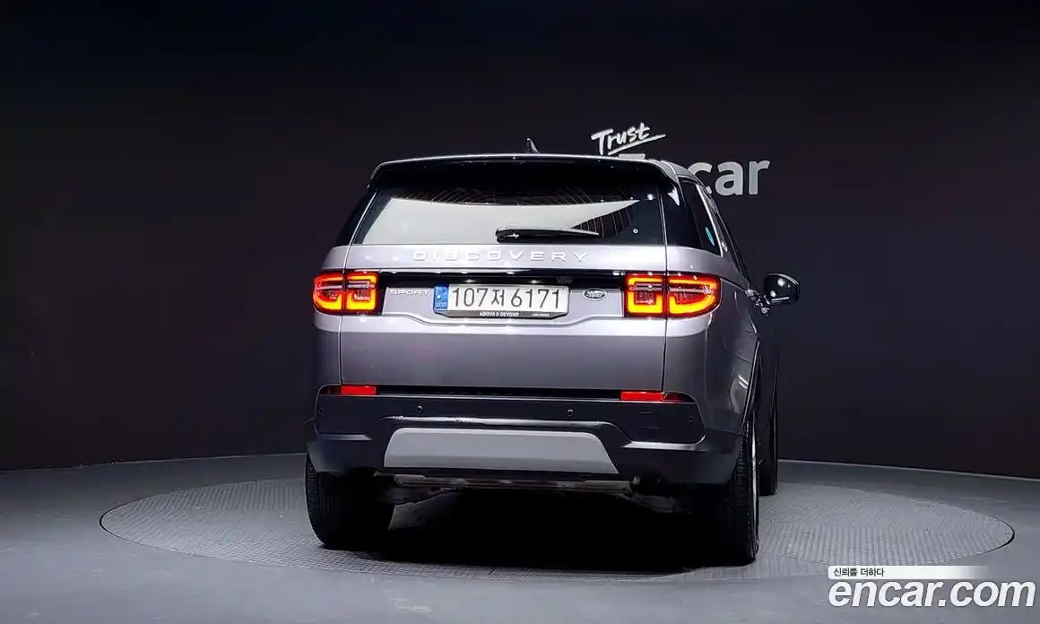 Land Rover Discovery Sport 2021 2.0 гидро в Москве № 231232, фото 4
