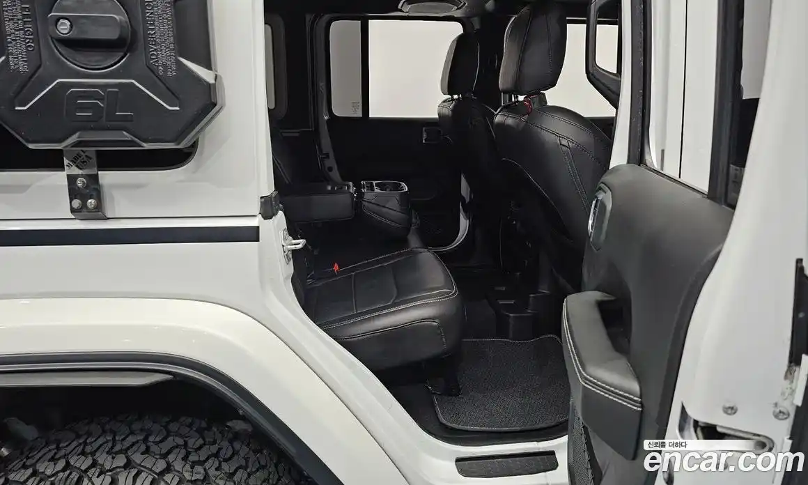 Jeep Wrangler 2021 2.0 гидро в Москве № 232392, фото 12
