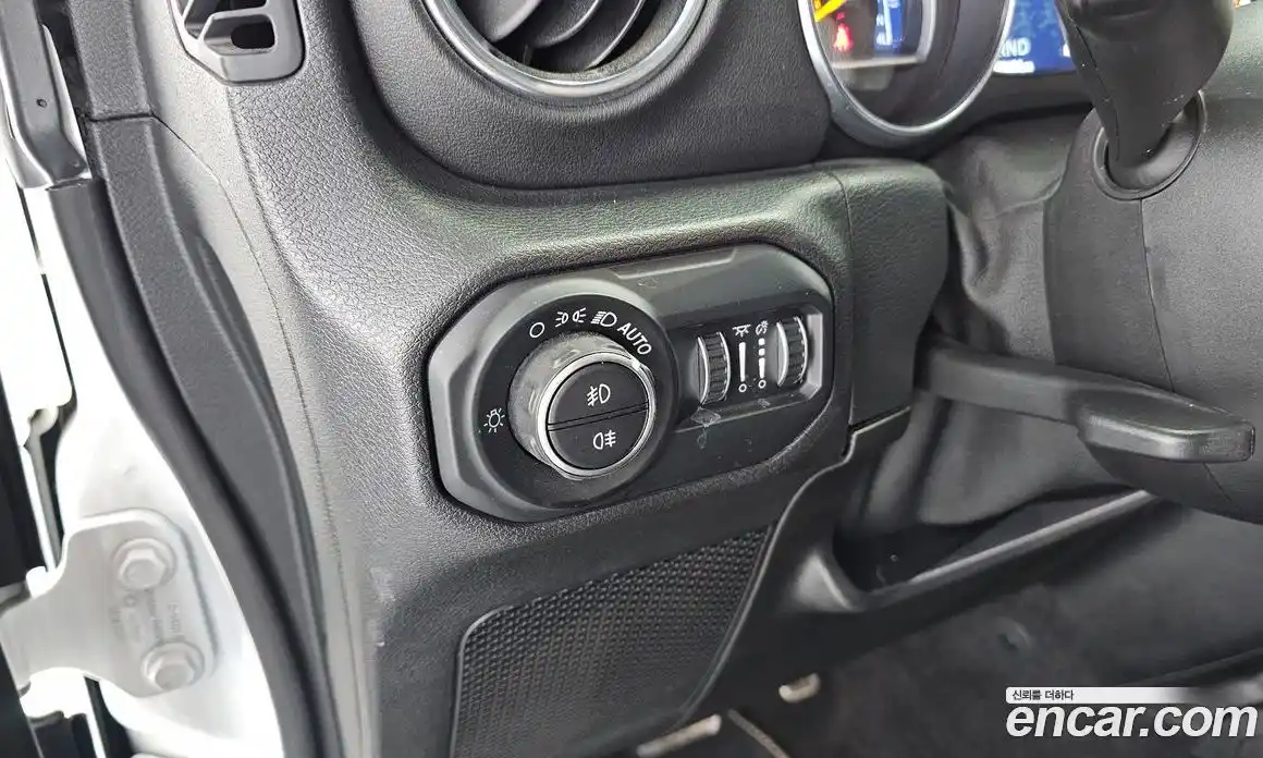 Jeep Wrangler 2021 2.0 гидро в Москве № 232392, фото 15