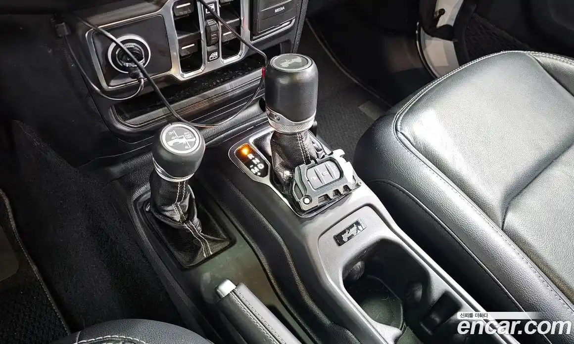 Jeep Wrangler 2021 2.0 гидро в Москве № 232392, фото 9
