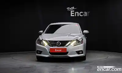 Nissan Altima 2016 2.5 гидро в Москве № 238166, миниатюра 3