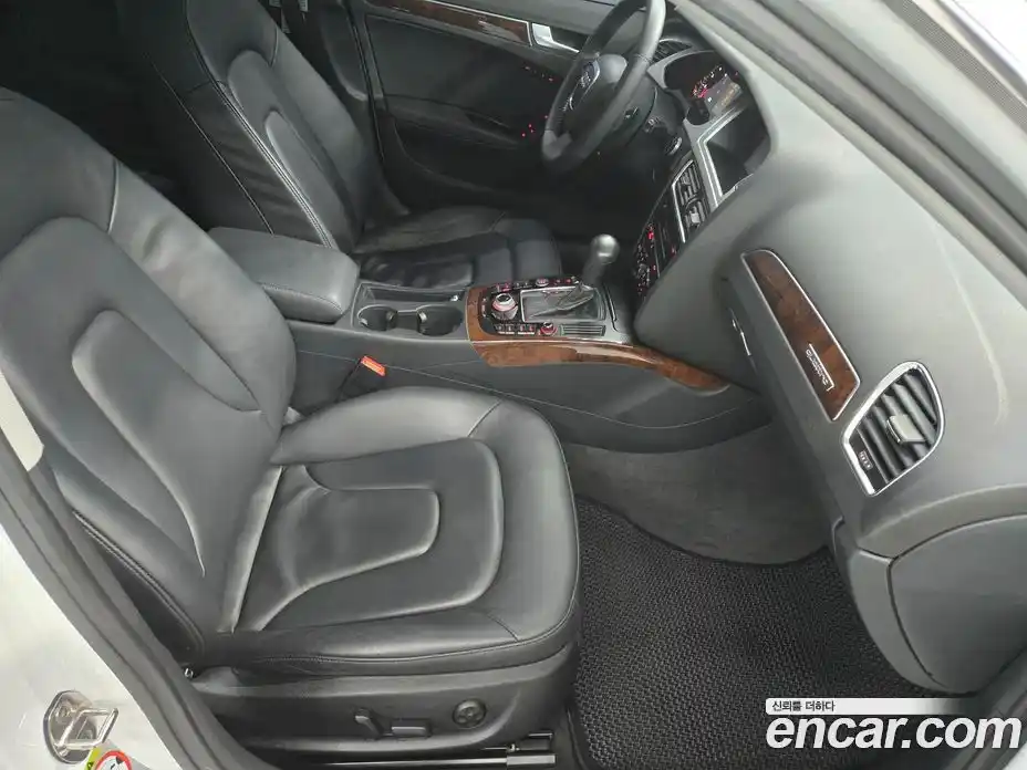Audi A4 2011 2.0 гидро в Москве № 248695, фото 11