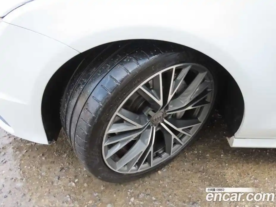 Audi A7 2015 3.0 гидро в Москве № 250642, фото 19