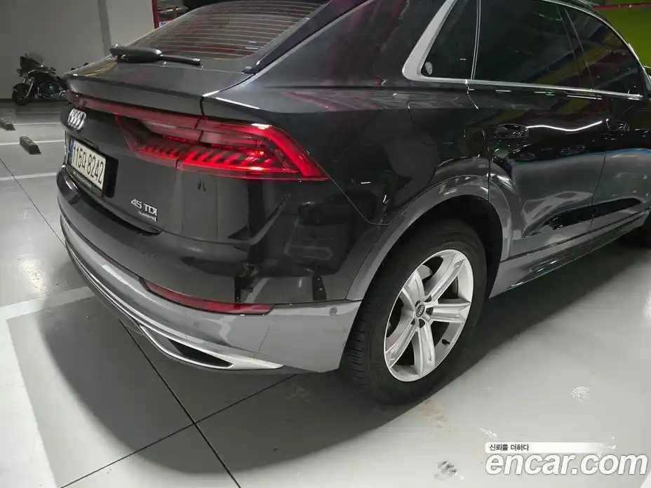 Audi Q8 2022 3.0 гидро в Москве № 250793, фото 4