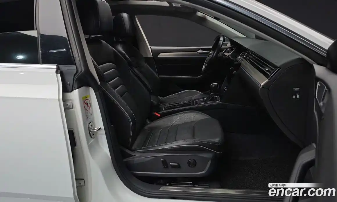 Volkswagen Arteon 2019 2.0 гидро в Москве № 254725, фото 11