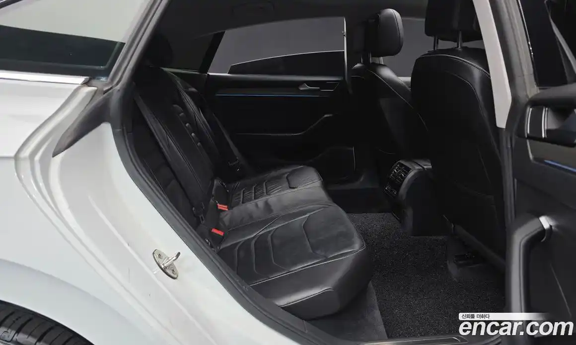 Volkswagen Arteon 2019 2.0 гидро в Москве № 254725, фото 12