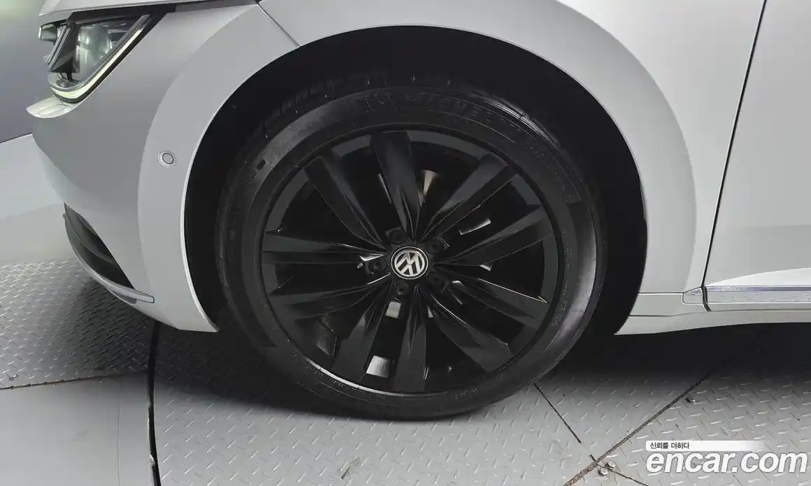 Volkswagen Arteon 2019 2.0 гидро в Москве № 254725, фото 5