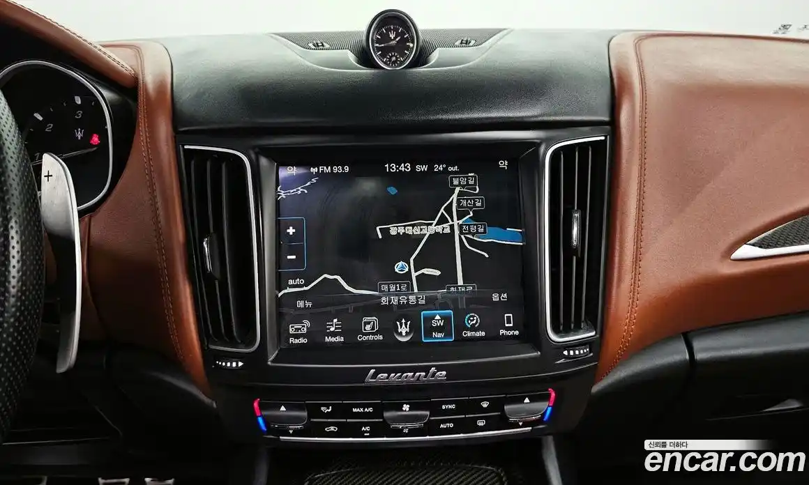 Maserati Levante 2017 3.0 гидро в Москве № 255913, фото 14