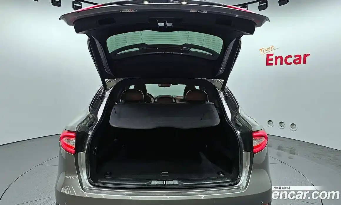 Maserati Levante 2017 3.0 гидро в Москве № 255913, фото 20