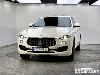 Maserati Levante 2018 3.0 гидро в Москве № 256006, миниатюра 3
