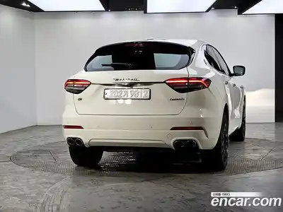 Maserati Levante 2018 3.0 гидро в Москве № 256006, миниатюра 4