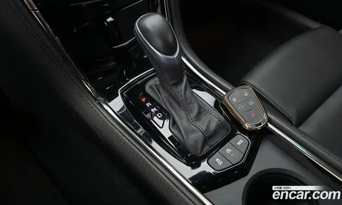 Cadillac ATS 2017 2.0 гидро в Москве № 256387, фото 9