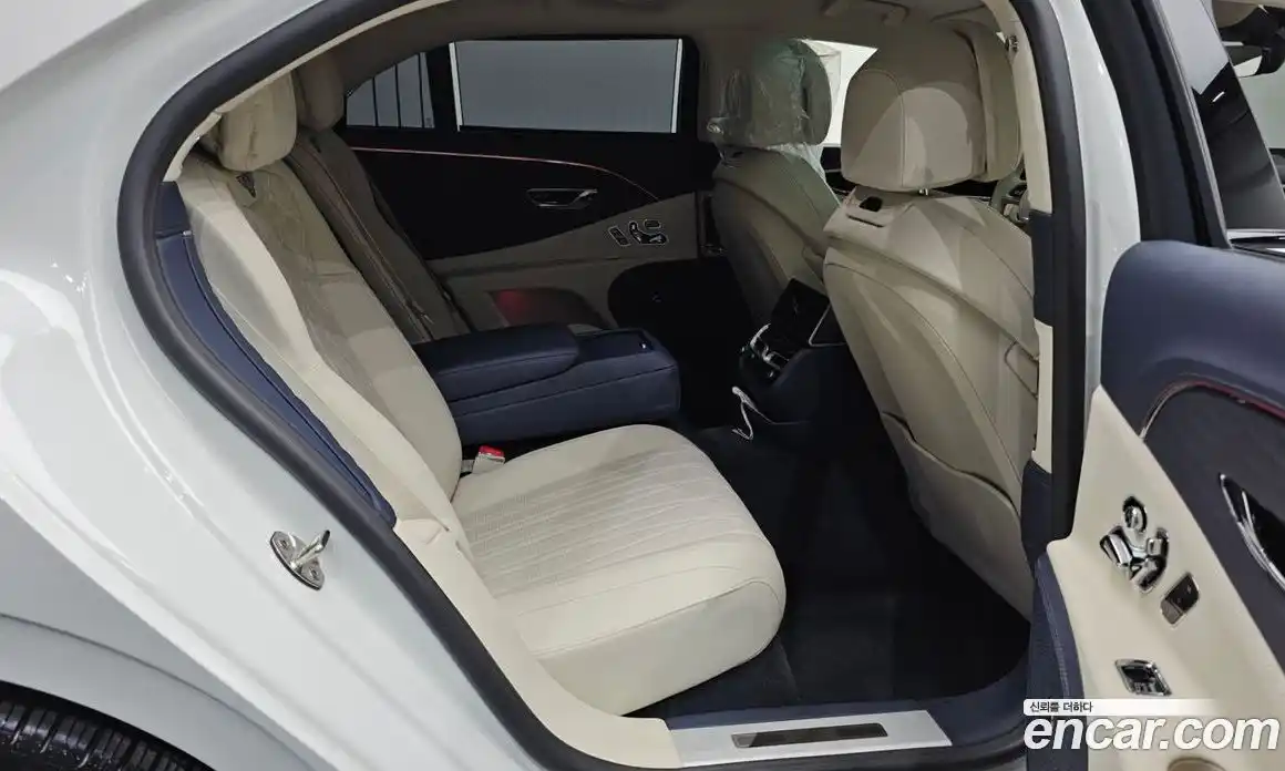 Bentley Flying Spur 2022 4.0 гидро в Москве № 256592, фото 12