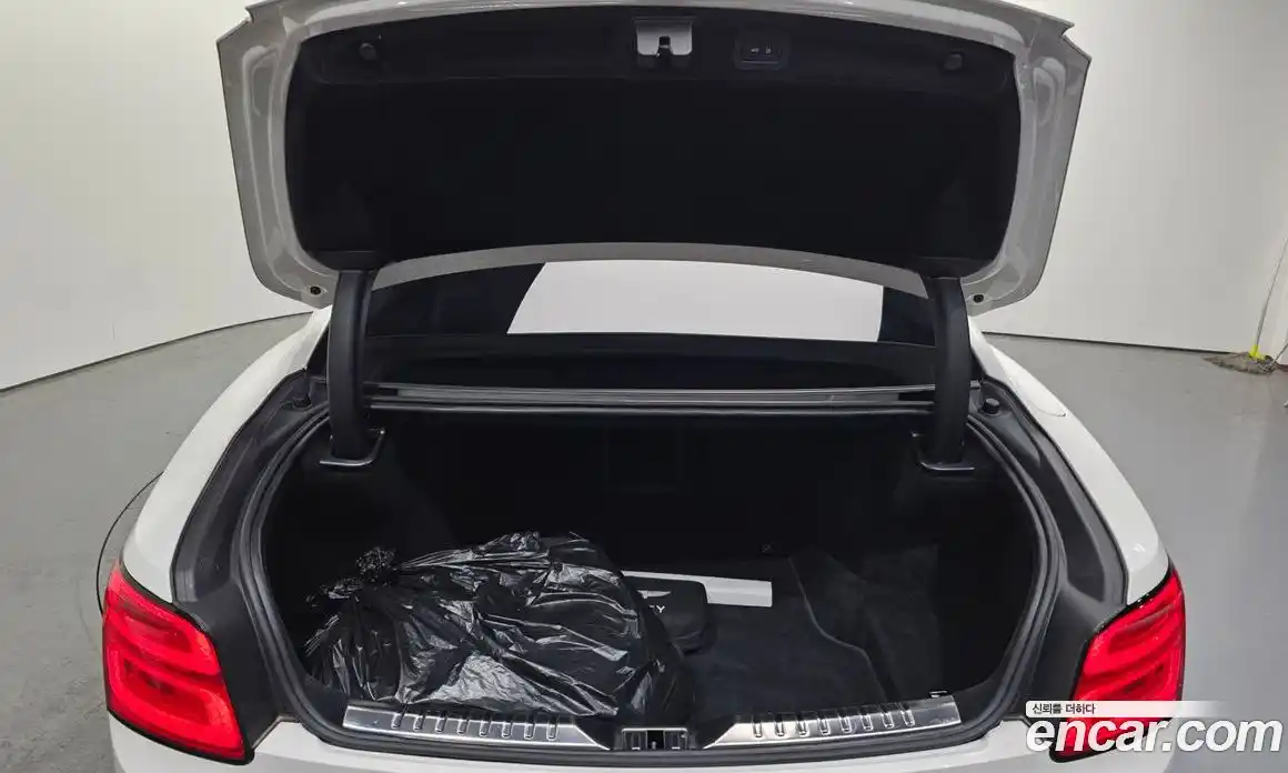 Bentley Flying Spur 2022 4.0 гидро в Москве № 256592, фото 20