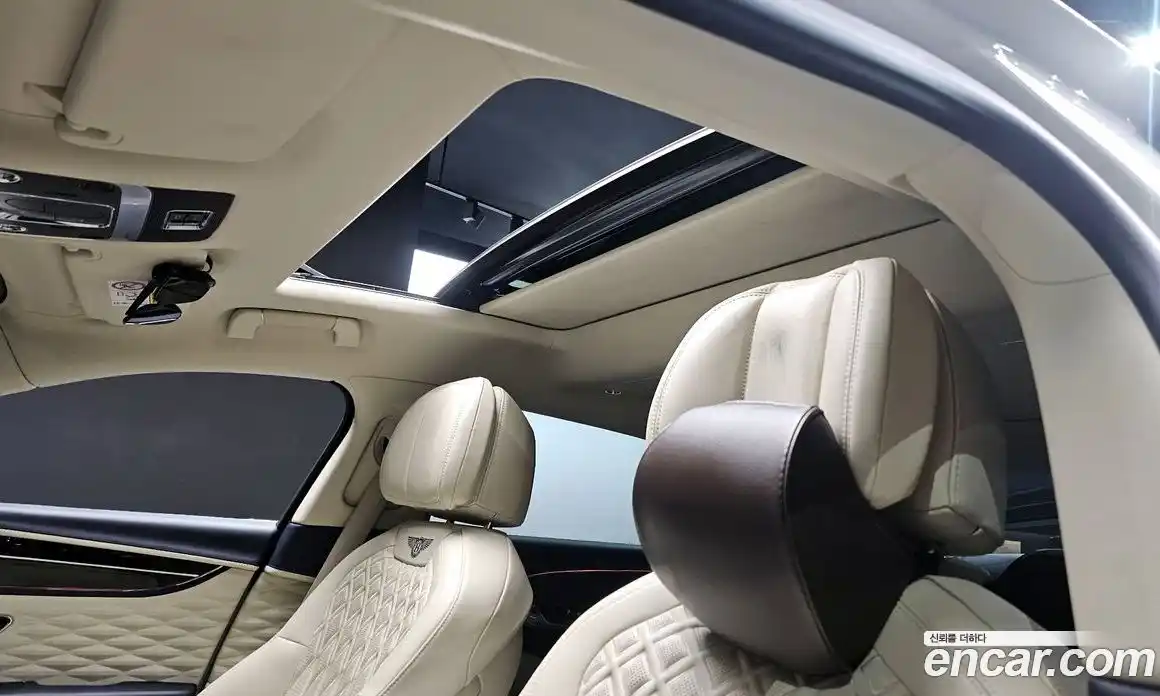 Bentley Flying Spur 2021 4.0 гидро в Москве № 256679, фото 17