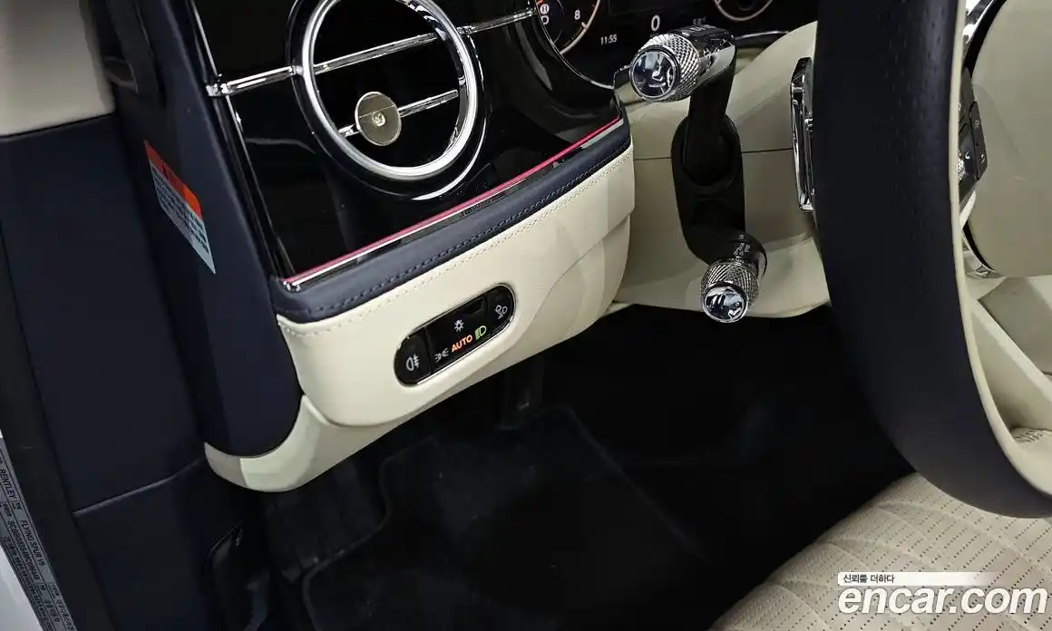 Bentley Flying Spur 2021 4.0 гидро в Москве № 256679, фото 19