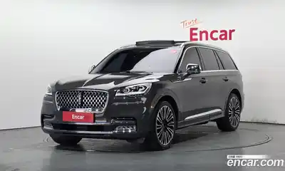 Lincoln Aviator, 2021