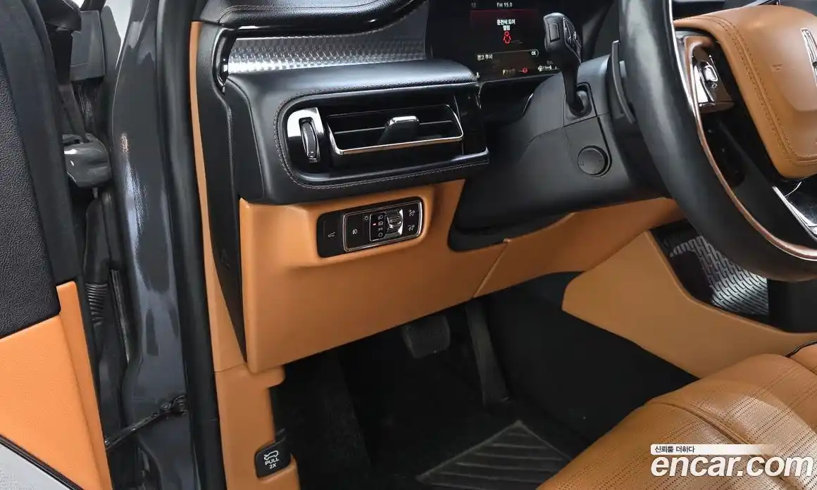 Lincoln Aviator 2021 3.0 гидро в Москве № 282505, фото 13