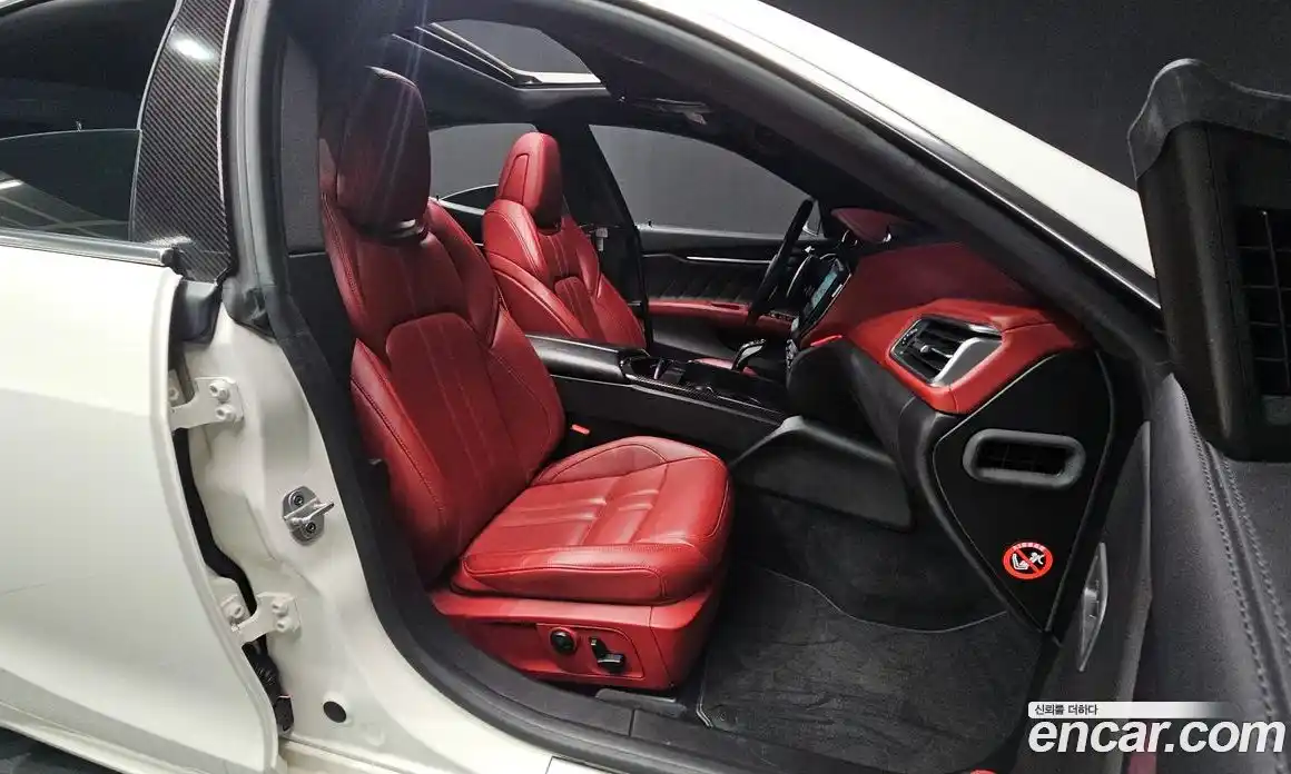 Maserati Ghibli 2019 3.0 гидро в Москве № 282951, фото 11