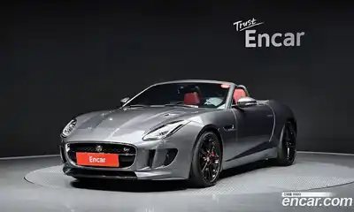 Jaguar F-Type, 2017