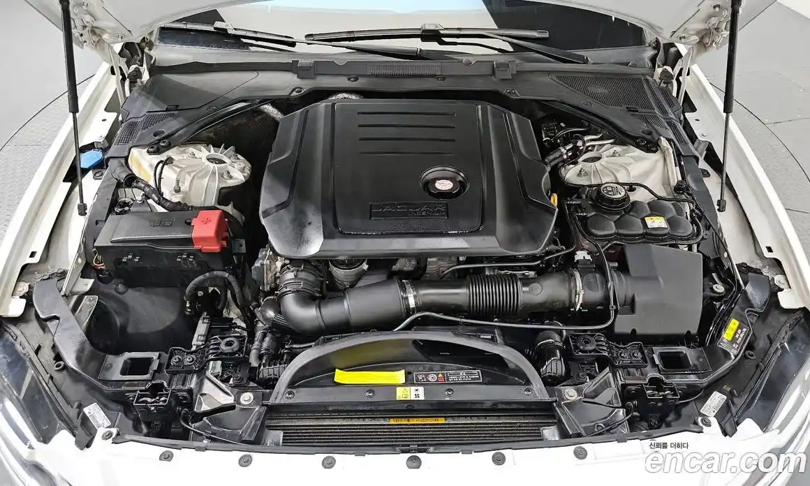 Jaguar XF 2016 2.0 гидро в Москве № 283812, фото 6
