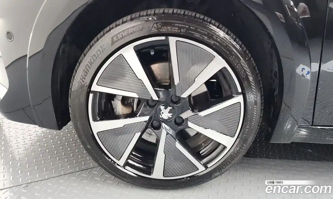 Peugeot 208 2022 0.1 гидро в Москве № 284314, фото 5