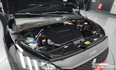 Peugeot 208 2022 0.1 гидро в Москве № 284314, миниатюра 6