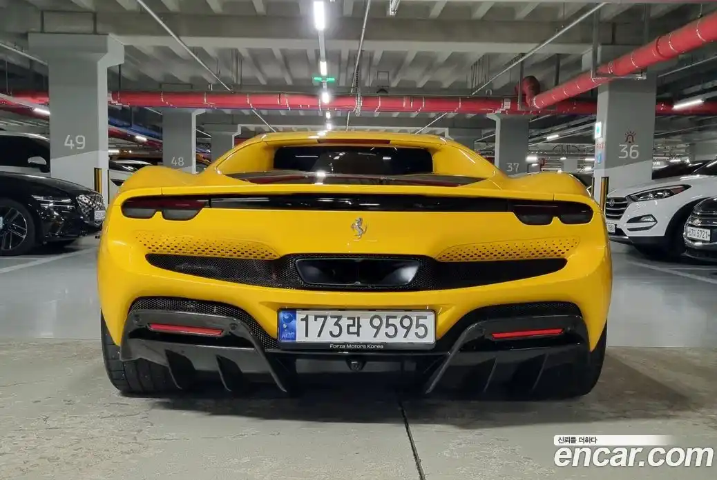 Ferrari 296 2023 3.0 гидро в Москве № 284773, фото 4