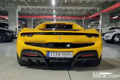 Ferrari 296 2023 3.0 гидро в Москве № 284773, миниатюра 4