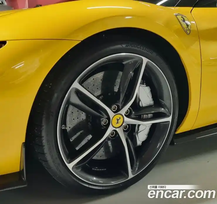 Ferrari 296 2023 3.0 гидро в Москве № 284773, фото 5