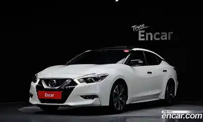 Nissan Maxima, 2017