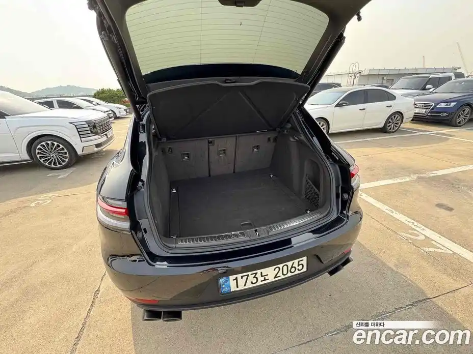Porsche Macan 2019 2.0 гидро в Москве № 294113, фото 17