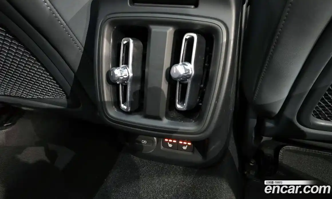 Polestar Polestar 2 2023 0.2 гидро в Москве № 305213, фото 19