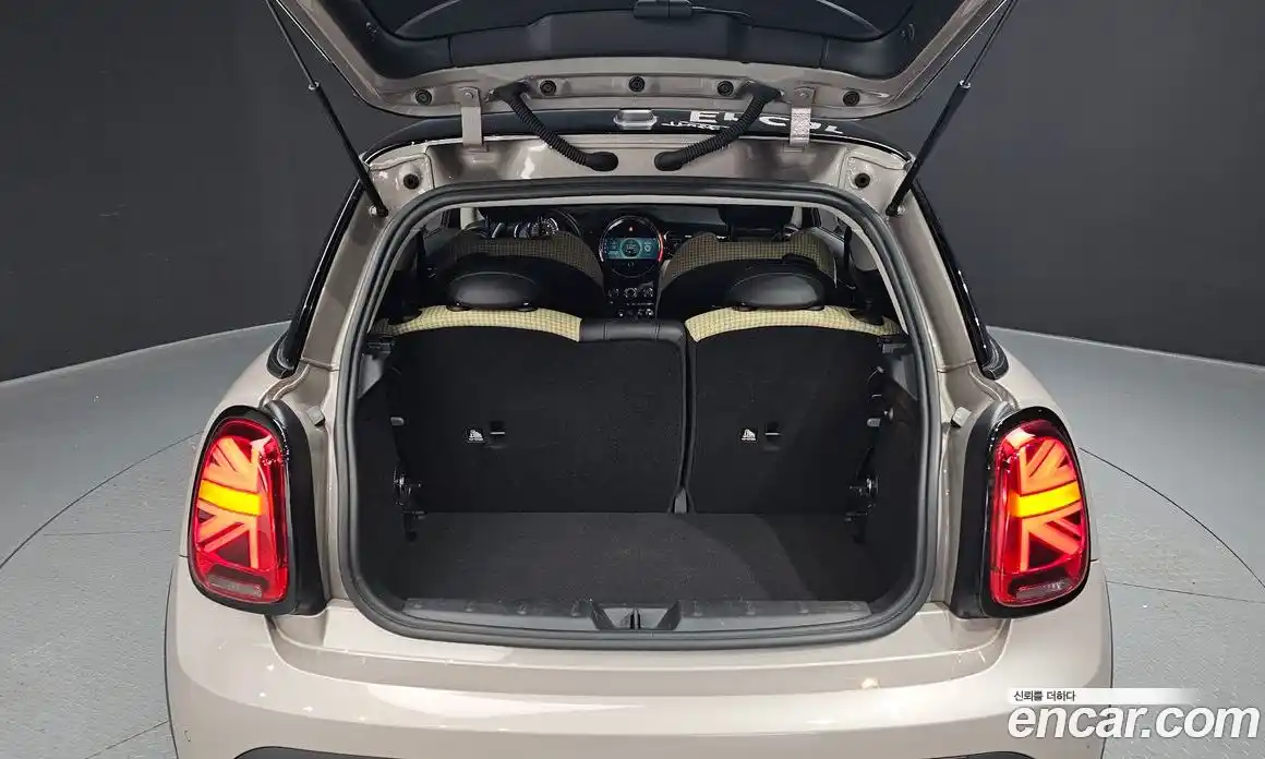 Mini Cooper 2021 1.5 гидро в Москве, фото 20