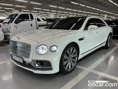 Bentley Flying Spur, 2022