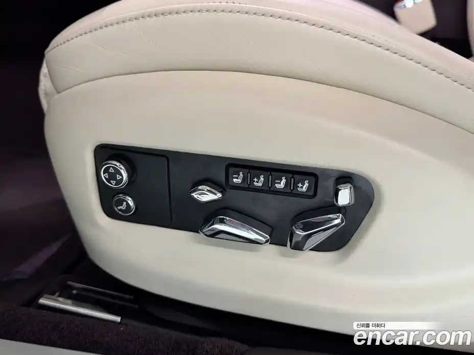 Bentley Flying Spur 2022 4.0 гидро в Москве № 366444, фото 14