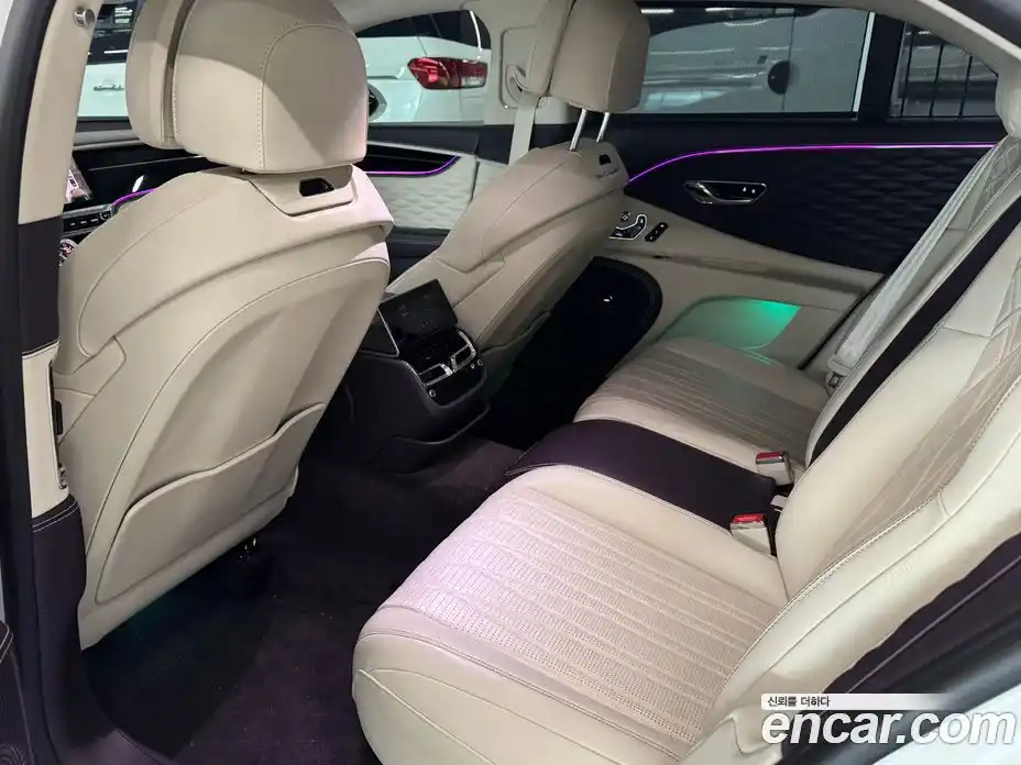 Bentley Flying Spur 2022 4.0 гидро в Москве № 366444, фото 15