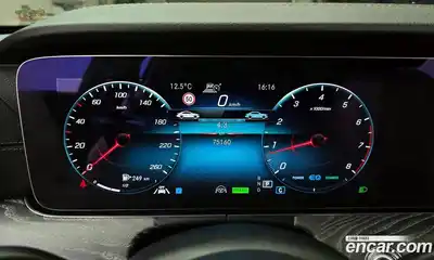 Mercedes-Benz E-Class 2022 2.0 гидро, миниатюра 8