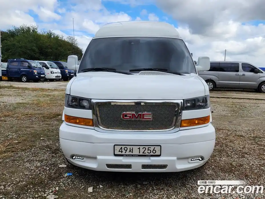 GMC Savana 2020 6.2 гидро в Москве № 406383, фото 3