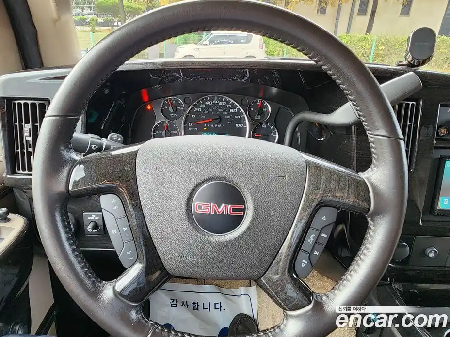 GMC Savana 2020 6.2 гидро в Москве № 406383, фото 9