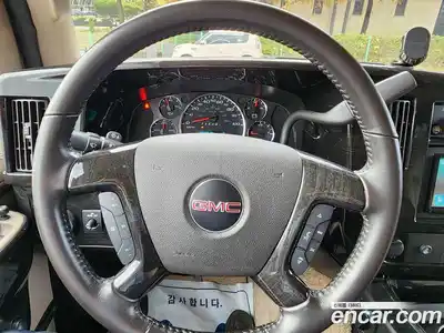 GMC Savana 2020 6.2 гидро в Москве № 406383, миниатюра 9