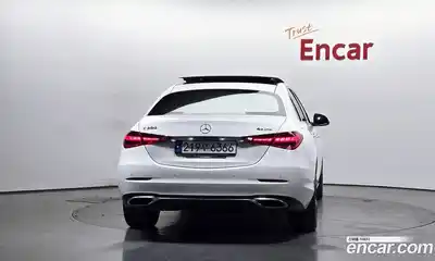 Mercedes-Benz C-Class 2023 2.0 гидро в Москве № 426935, миниатюра 4