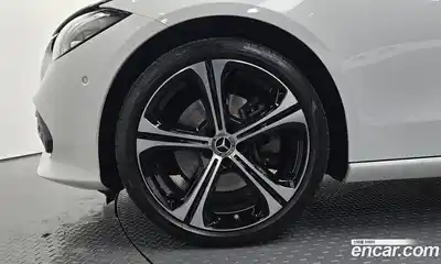 Mercedes-Benz C-Class 2023 2.0 гидро в Москве № 426935, миниатюра 5