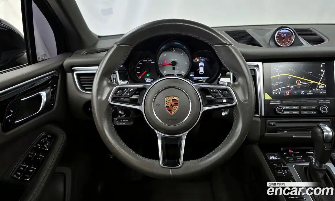 Porsche Macan 2016 3.0 гидро в Москве № 470590, фото 13